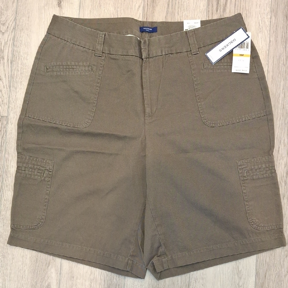 Dockers Women's Tan Cargo Shorts
